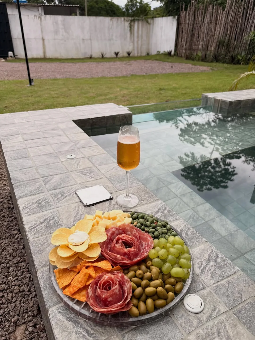 Um momento à beira da jacuzzi